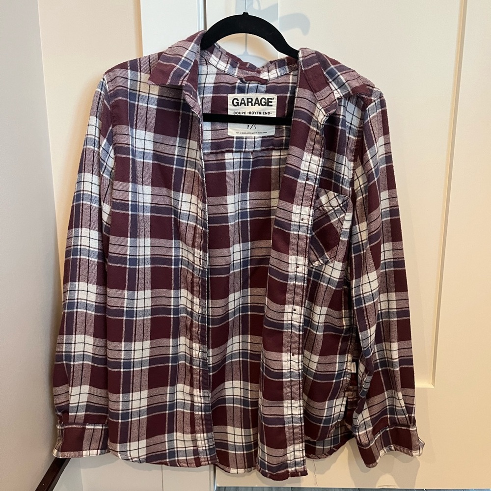 Garage purple flannel, size small